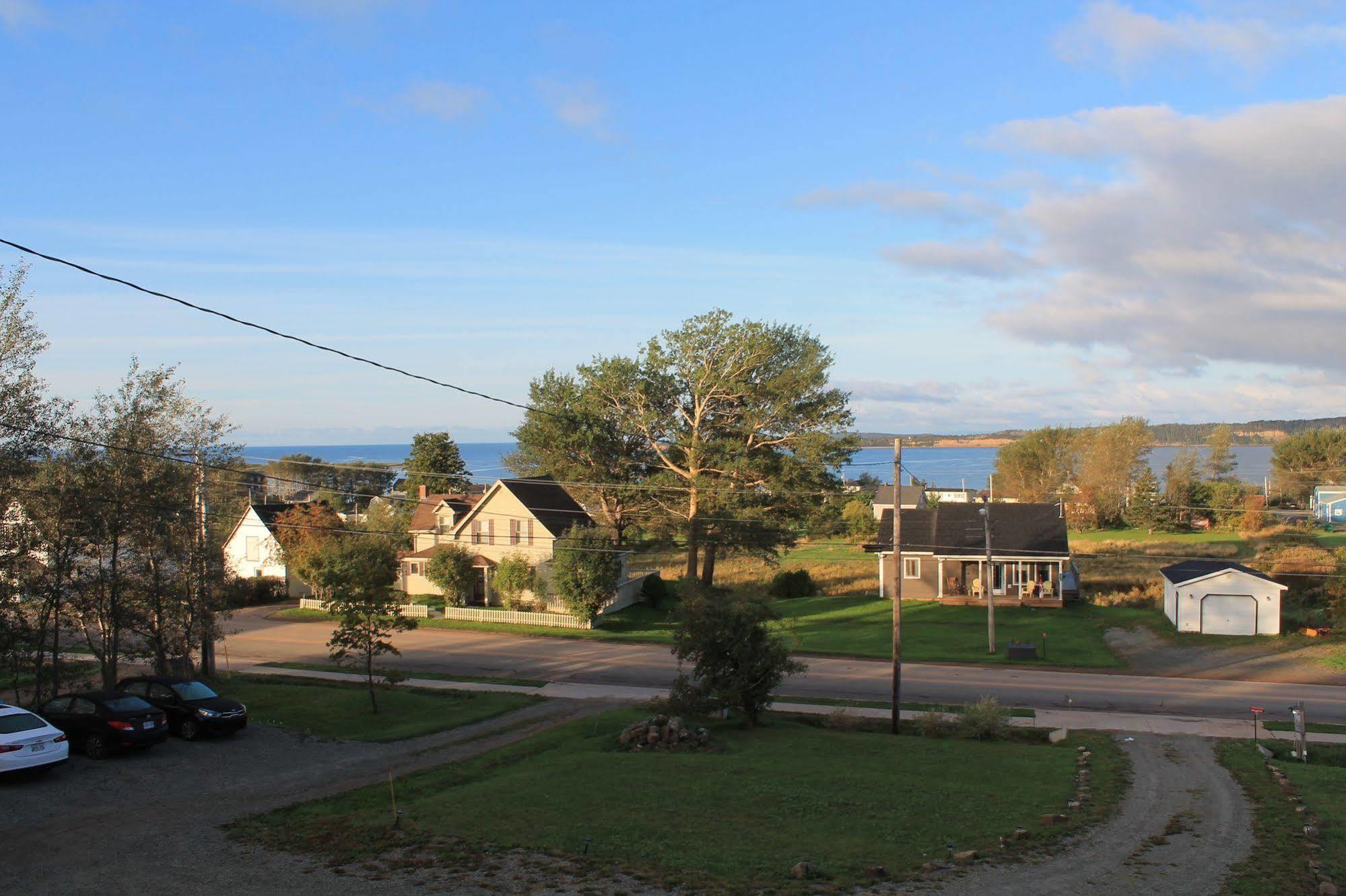 The Fiddle And The Sea Bed And Breakfast Port Hood Exterior foto