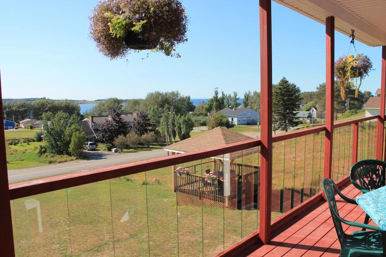 The Fiddle And The Sea Bed And Breakfast Port Hood Exterior foto